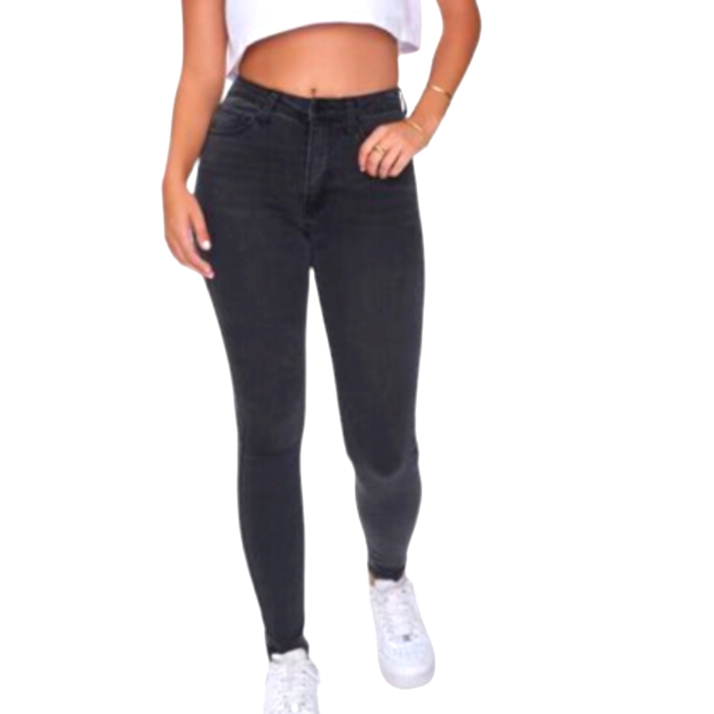 FOREVER 21 Mid-rise Skinny Jeans ~ NWT
